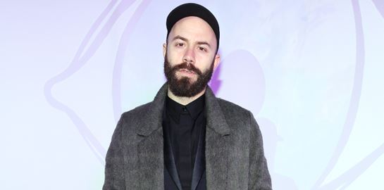 Η μουσική του Woodkid στην Τελετή Λήξης των Ολυμπιακών Αγώνων