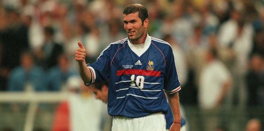 Ο Zinedine Zidane πρωταγωνιστεί στο FIFA 20 Ultimate Edition