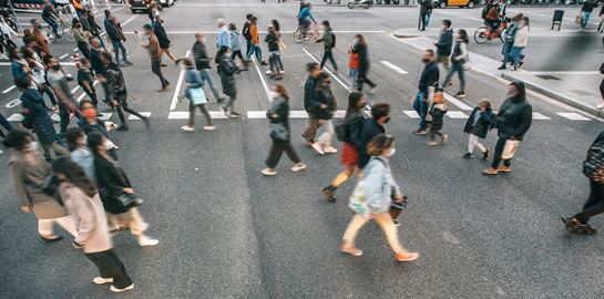 Ο κορονοϊός (ξανα)καλπάζει στην Ευρώπη