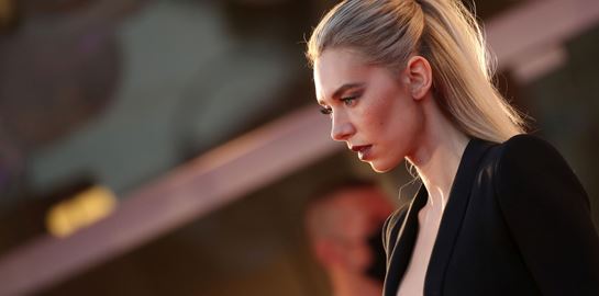 Vanessa Kirby, η νέα ξανθιά φαντασίωση