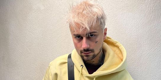 O Sin Boy έπεσε θύμα επίθεσης ενώ βρισκόταν σε κομμωτήριο