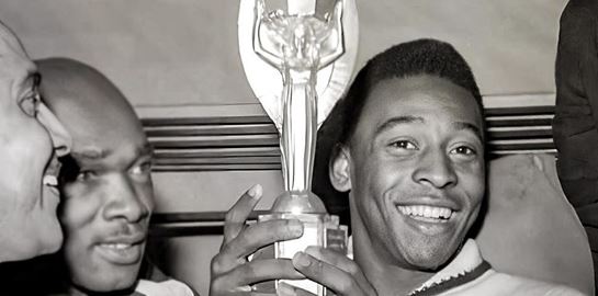 Όταν ο Pelé οδήγησε τη Βραζιλία στον ιστορικό θρίαμβο του Παγκοσμίου Κυπέλλου του 1958