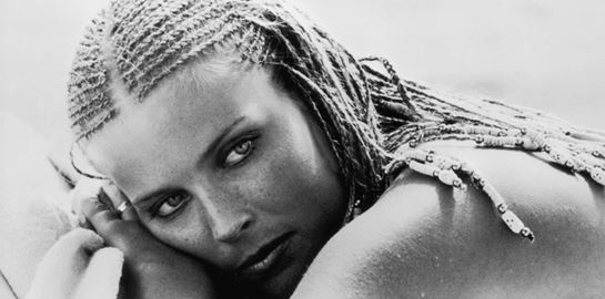 Πώς θα έμοιαζε το Instagram της Bo Derek αν το διαχειριζόμασταν εμείς
