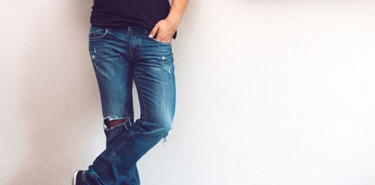 Τα πιο στιλάτα τζην παντελόνια του φετινού χειμώνα