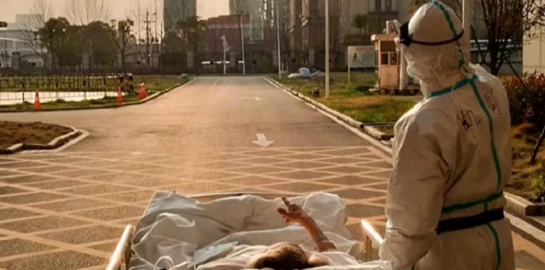 O viral γιατρός Μανώλης Φραγκάκης και το DNA που δεν θα αλλάξει