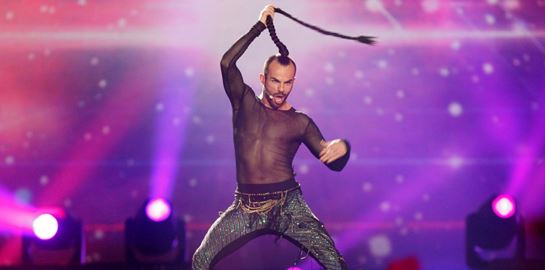 Μήπως τελικά αγαπάμε να μισούμε την Eurovision;