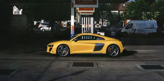 Το νέο Audi R8 αγγίζει την τελειότητα