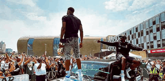 Η επιστροφή του Γιάννη Αντετοκούνμπο στην Ελλάδα