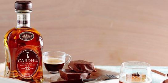 Τα πιο αναπάντεχα Spring cocktails περιλαμβάνουν Cardhu και άλλα δύο υλικά