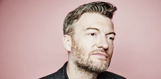Το Death To 2020 των Charlie Brooker και Netflix ξορκίζει το κακό