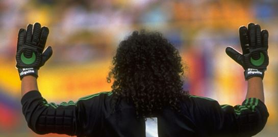 Ένας τερματοφύλακας ανάμεσα στα καρτέλ