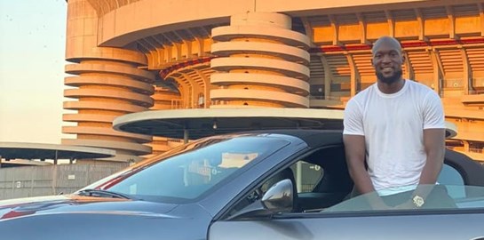 Μία βόλτα στο γκαράζ του Romelu Lukaku