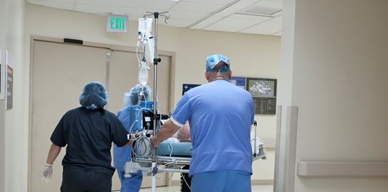 Το μυστήριο με τα κρούσματα της ελληνικής περιφέρειας