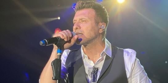 Αυτό είναι το χειρόγραφο μήνυμα της stalker του Γιάννη Πλούταρχου