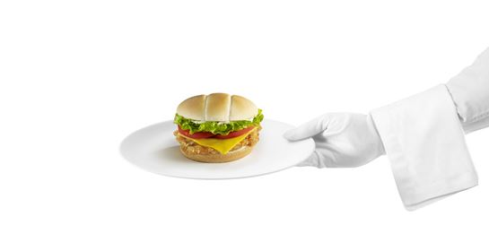 Οι Γάλλοι σεφ επιστρέφουν τα αστέρια Michelin και μαγειρεύουν πιο casual