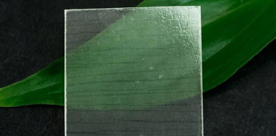 Τα smartphones του μέλλοντος μπορεί να χρησιμοποιούν διαφανές ξύλο