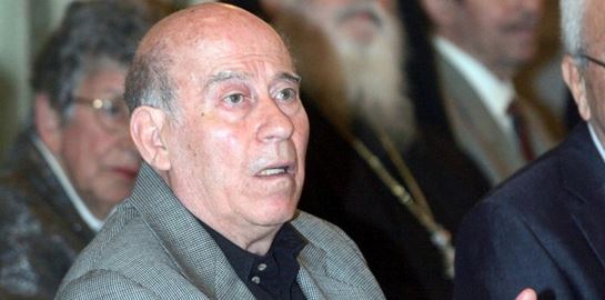 Μια σπάνια οικογενειακή φωτογραφία του Θανάση Βέγγου