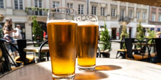 Η καλύτερη εφαρμογή για να βρίσκεις πού να πιεις μπύρα με ήλιο στο Λονδίνο