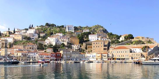 Στην Ύδρα, το laissez-faire έχει γίνει φιλοσοφία διακοπών