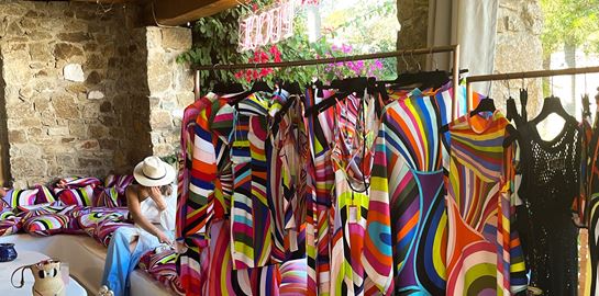 Luisa Beach Mykonos: Ένα αξέχαστο party με αφορμή το pop up store του Οίκου PUCCI