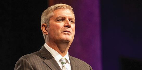 Mike Abrashoff: Από το Πολεμικό Ναυτικό των ΗΠΑ στην Αθήνα