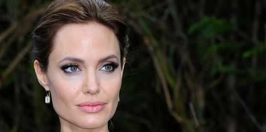 Η Angelina Jolie &#39;πήγε&#39; στα Oscars 2024 αλλά όχι ως ηθοποιός