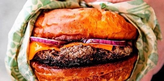 Θα έπαιρνες ποτέ burger σε ένα high-end εστιατόριο;
