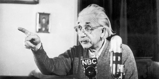Οι 7 σοφοί κανόνες του Albert Einstein για να είσαι πιο ευτυχισμένος