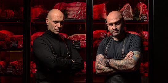 Τα Drakoulis Dry &amp; Raw στην εποχή του Δημήτρη Κατριβέση