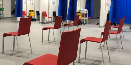 ΗΠΑ: 240.000 θάνατοι από κορονοϊό, λόγω μη-εμβολιασμού