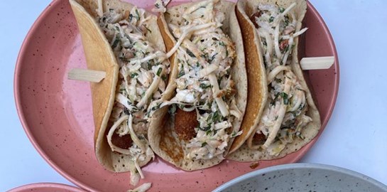 Το Frater &amp; Soror έρχεται στο σπίτι σου