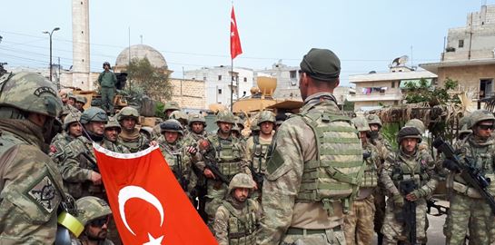 Πώς η Τουρκία μεταμορφώθηκε σε πολεμικό καθεστώς