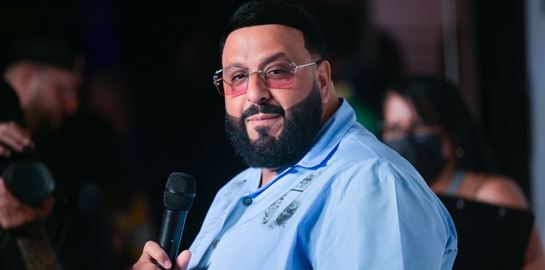 Ο DJ Khaled σέβεται τα Air Jordan του περισσότερο από τους σωματοφύλακες του