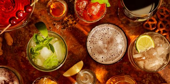 Τα πιο δημοφιλή cocktails του 2020 και πώς θα τα φτιάξεις