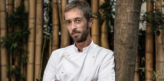 Ο Θοδωρής Παπανικολάου, σε κάποια άλλη ζωή, ίσως ήταν ζωγράφος