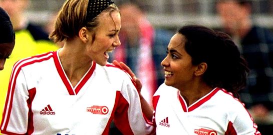 5+1 ταινίες με θέμα το γυναικείο ποδόσφαιρο