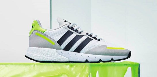 Σπάζοντας όλες τις συμβάσεις με τα Adidas ZX 2K Pure