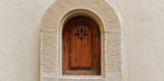 Τα παράθυρα του κρασιού: Από την εποχή της πανώλης στη Φλωρεντία του σήμερα