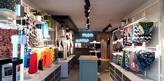 Στο νέο κατάστημα Intimissimi Uomo στην Κηφισιά