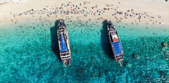 Η Λευκάδα είναι (και) οι παραλίες της