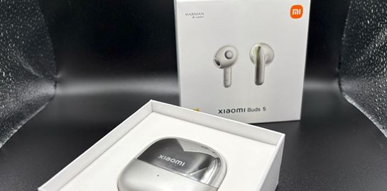 Τα ακουστικά Xiaomi Buds 5 προσφέρουν χωρικό ήχο, με κάποιους όμως περιορισμούς [Tech Review]