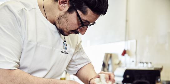 O Senios μεταμορφώνεται σε Καφενείον ΣΙ ΤΙ ΣΙ