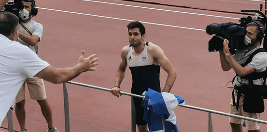 Ο Μίλτος Τεντόγλου χρυσός Ολυμπιονίκης στο άλμα εις μήκος