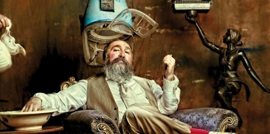 O Tζίμης Πανούσης μέσα από τις κορυφαίες ατάκες του