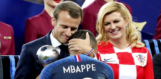 Στο Κατάρ ο Emmanuel Macron για τον ημιτελικό Γαλλία-Μαρόκο