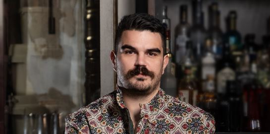 Τα gin &amp; tonics του Βασίλη Κυρίτση