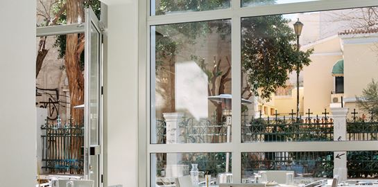 Λινού Σουμπάσης &amp; Σία