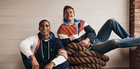 Πώς θα κάνεις πιο περιπετειώδες το στυλ σου αυτές τις γιορτές