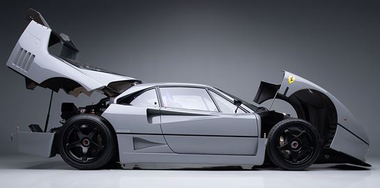 Κι όμως, κανείς δε θέλει αυτήν τη Ferrari F40 Competizione;
