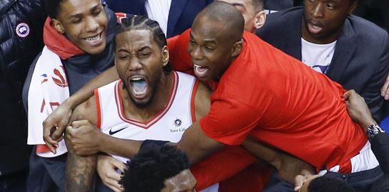 Η έκρηξη του Kawhi Leonard